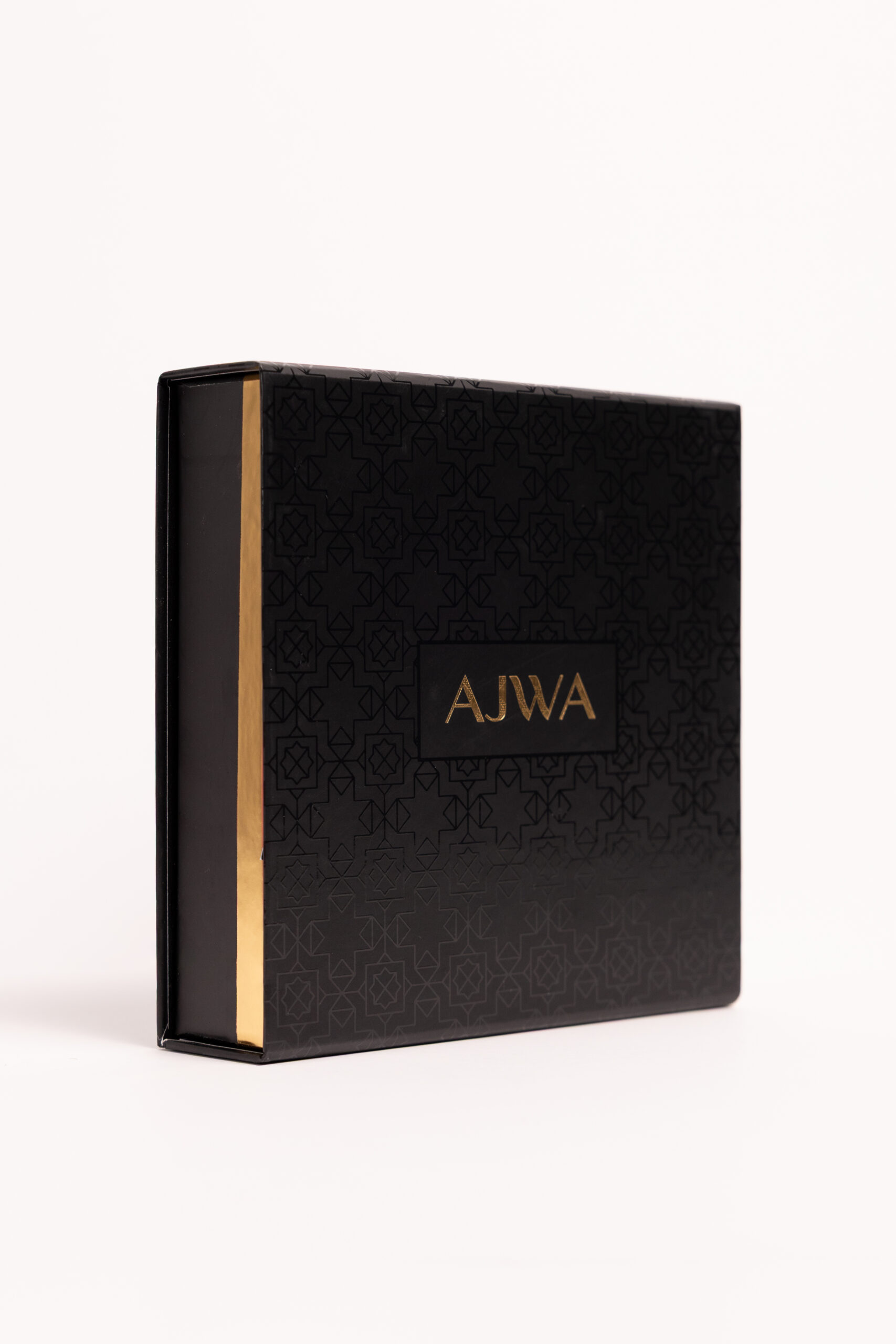 Special Gift Edition - Premium Ajwa Dates from Madina 2026 (Black/Gold) - Image 4